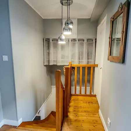 Agreable Maison Renovee En Hyper Centre Avec Patio פורניק