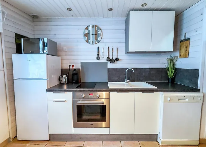 Agreable Maison Renovee En Hyper Centre Avec Patio בית נופש