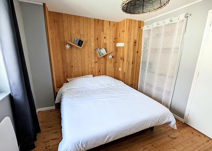 Agreable Maison Renovee En Hyper Centre Avec Patio *