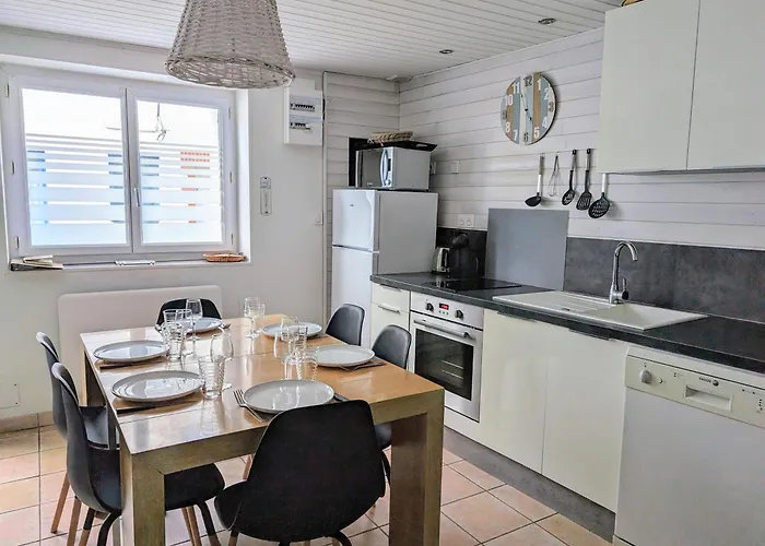 Agreable Maison Renovee En Hyper Centre Avec Patio 別荘