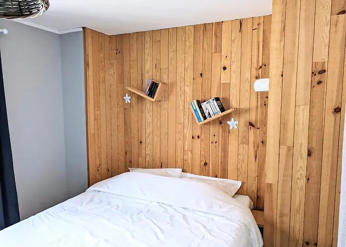 Agreable Maison Renovee En Hyper Centre Avec Patio *